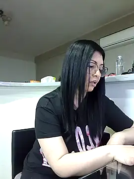 Milf Abigail online show from 03-10-25, 04:07