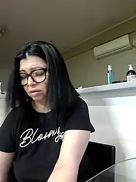 Milf Abigail online show from 04-10-26, 01:56