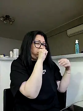 Snapshot of Milf_Abigail chatting on 05-30-26, 03:24 Milf Abigail online show from 05-30-26, 03:24