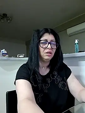 Snapshot of Milf_Abigail chatting on 05-10-26, 01:09 Milf Abigail online show from 05-10-26, 01:09