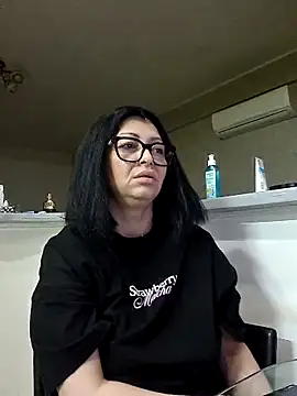 Milf Abigail online show from 04-13-26, 11:20