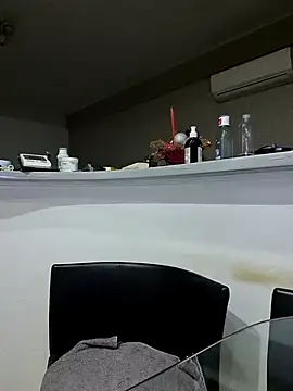 Milf Abigail online show from 12-03-25, 01:28