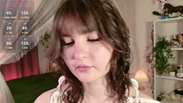 LeraKit online show from 06-19-26, 03:18