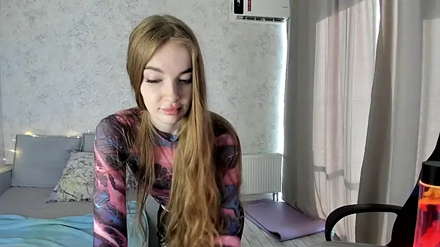 LissaCain online show from 09-18-25, 04:26