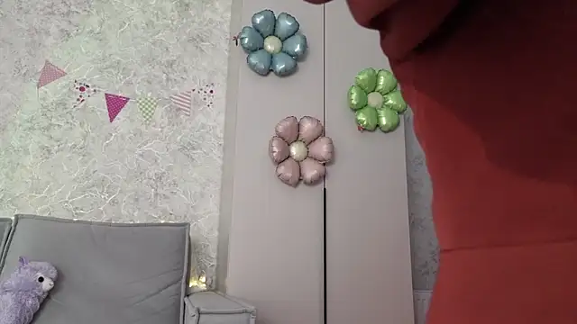 LissaCain online show from 04-04-26, 12:45