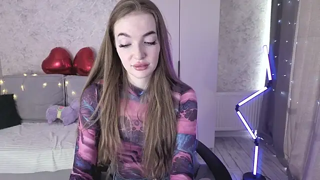 LissaCain online show from 04-17-26, 03:09