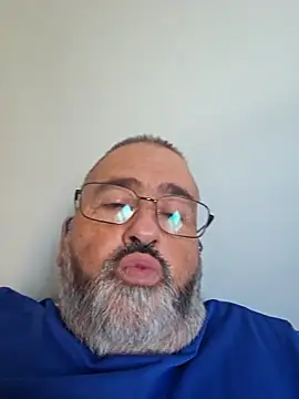 polla calientes47 online show from 12-16-25, 03:27