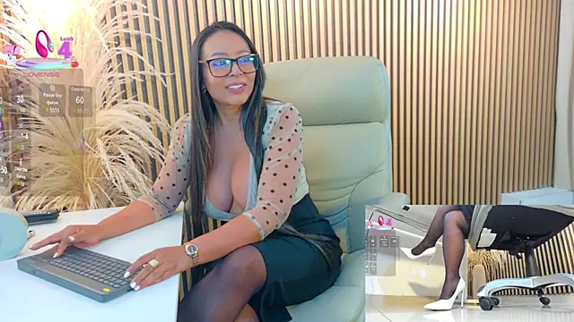 lulu 072 online show from 01-10-26, 12:06