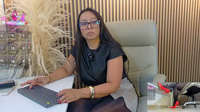 lulu 072 online show from 04-12-26, 12:03