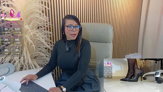 lulu 072 online show from 04-01-26, 12:02