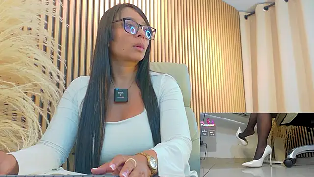 lulu 072 online show from 02-05-26, 12:17