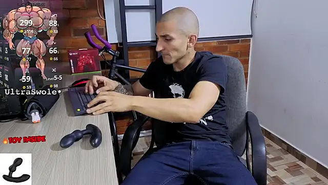 Snapshot of Marck_Muscle chatting on 04-01-26, 03:19 Marck Muscle online show from 04-01-26, 03:19