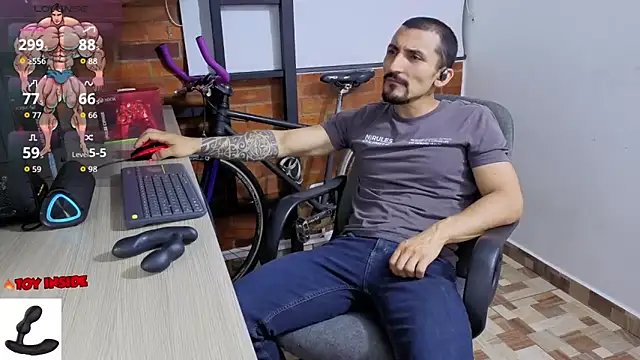 Snapshot of Marck_Muscle chatting on 03-16-26, 12:51 Marck Muscle online show from 03-16-26, 12:51