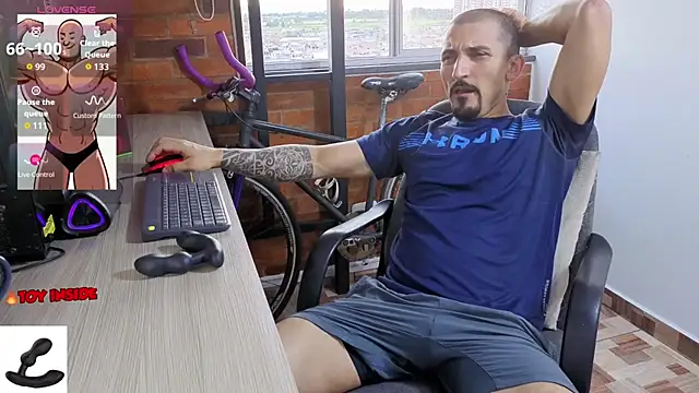 Marck Muscle online show from 06-12-26, 10:51