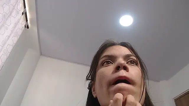 Karla sweed online show from 12-21-25, 02:41