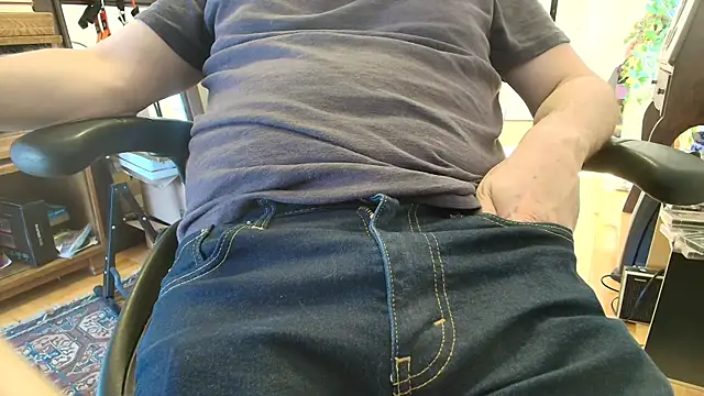 massive cum online show from 04-08-26, 06:09