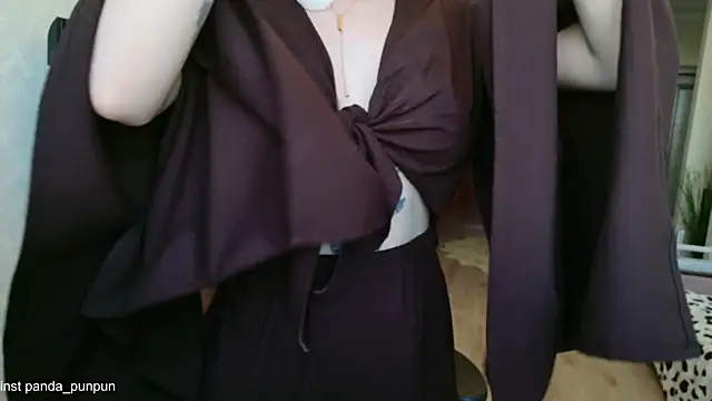 Neko Kimiko online show from 05-05-26, 10:51
