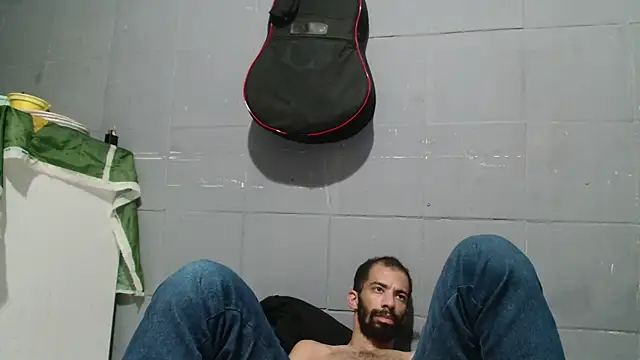UncutToyBoy23cm online show from 07-02-26, 03:51