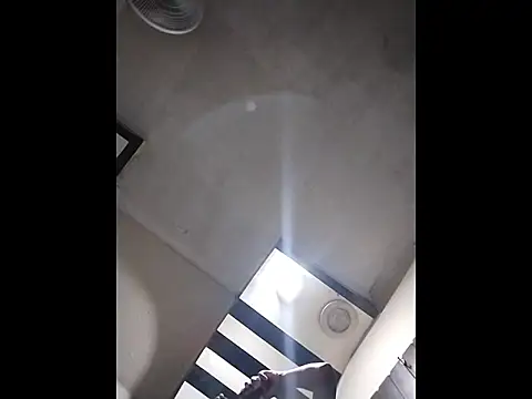 Snapshot of UncutToyBoy23cm chatting on 12-20-25, 09:28 UncutToyBoy23cm online show from 12-20-25, 09:28