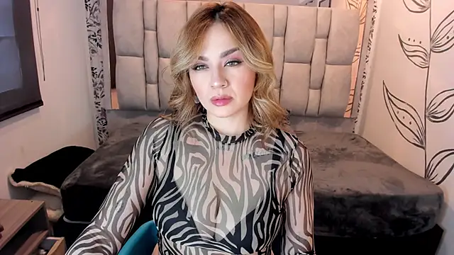 KataHot  online show from 10-30-25, 08:17