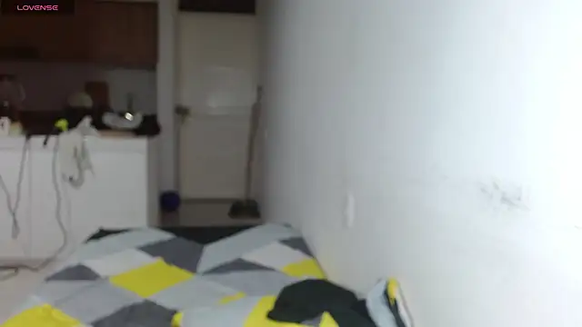 Mia Adell 11 online show from 10-09-25, 03:29