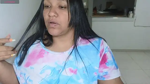 Mia Adell 11 online show from 10-01-25, 03:55