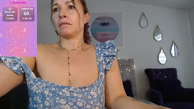 Ingridbergman online show from 07-01-26, 01:22