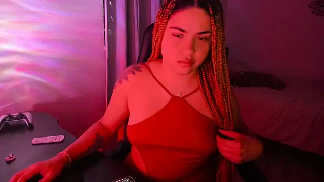 MelSaunders online show from 12-20-24, 03:36