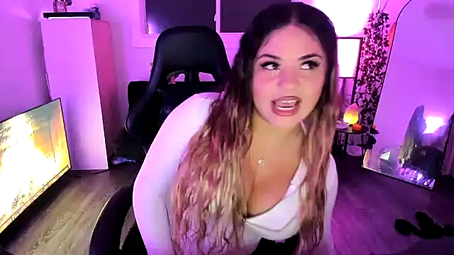 MelSaunders online show from 11-22-25, 11:36