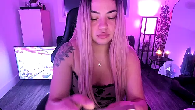 MelSaunders online show from 11-09-25, 01:53