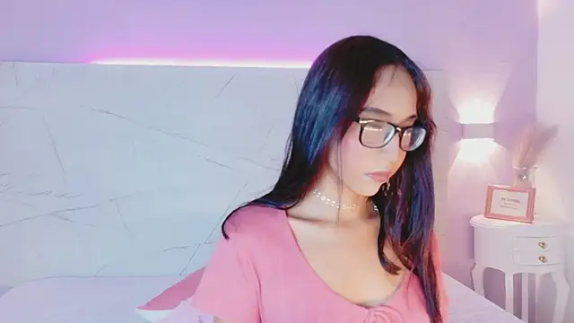 AbrilBrent online show from 09-20-25, 07:52