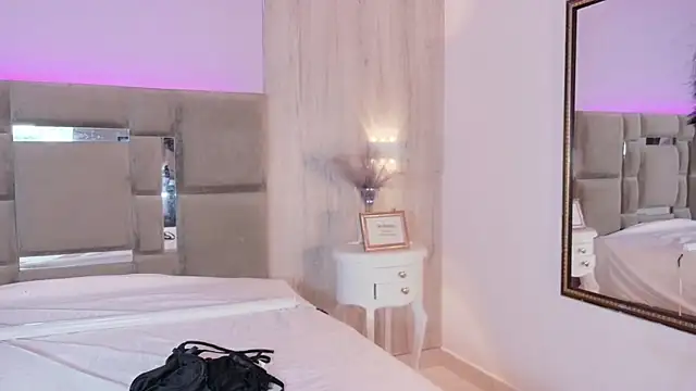 AbrilBrent online show from 02-16-26, 07:56