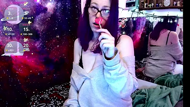 Snapshot of EverlyEster chatting on 02-26-25, 10:47 EverlyEster online show from 02-26-25, 10:47