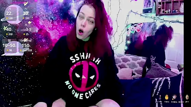 Snapshot of EverlyEster chatting on 01-05-25, 10:19 EverlyEster online show from 01-05-25, 10:19