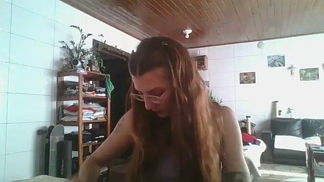 Snapshot of SweetyBabyDemon chatting on 10-15-25, 06:27 SweetyBabyDemon online show from 10-15-25, 06:27
