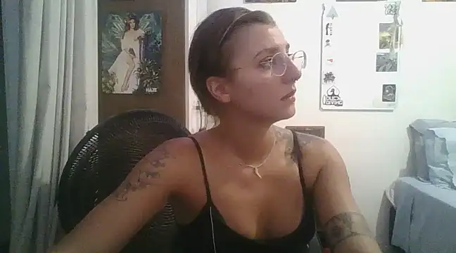 Snapshot of SweetyBabyDemon chatting on 03-17-25, 11:13 SweetyBabyDemon online show from 03-17-25, 11:13