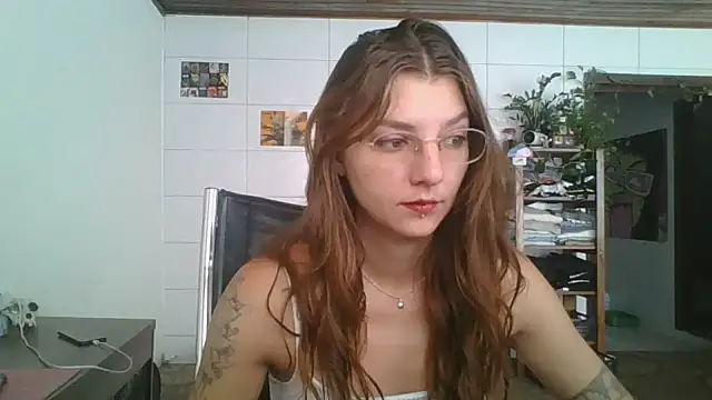 Snapshot of SweetyBabyDemon chatting on 02-04-26, 02:12 SweetyBabyDemon online show from 02-04-26, 02:12