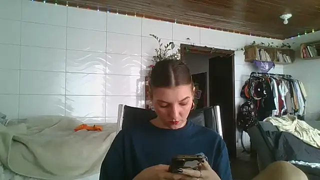 Snapshot of SweetyBabyDemon chatting on 09-16-25, 01:45 SweetyBabyDemon online show from 09-16-25, 01:45