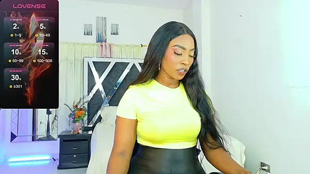 Snapshot of samantha-rose2 chatting on 05-20-26, 01:02 samantha-rose2 online show from 05-20-26, 01:02