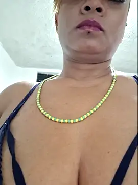 gatadeojosclaros online show from 02-14-26, 02:56