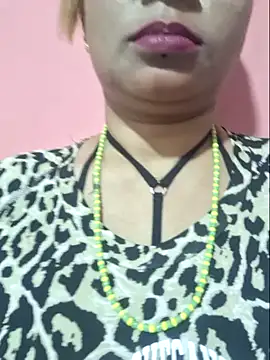 Snapshot of gatadeojosclaros chatting on 02-20-25, 04:28 gatadeojosclaros online show from 02-20-25, 04:28