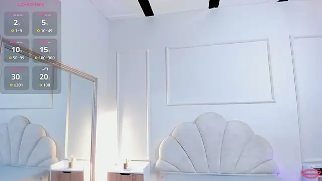 Snapshot of BrianaHazel chatting on 06-17-26, 07:46 BrianaHazel online show from 06-17-26, 07:46