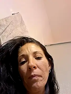 gorgeous11 online show from 11-07-25, 08:19