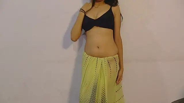 Snapshot of sexy_twisha chatting on 09-19-25, 07:34 sexy twisha online show from 09-19-25, 07:34