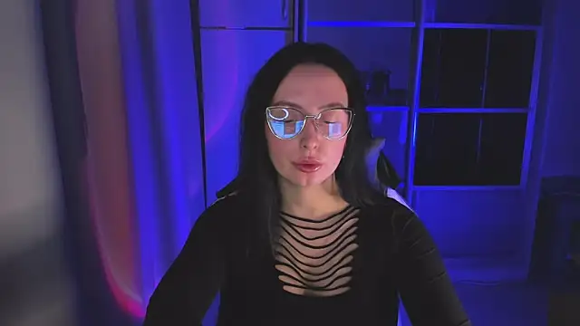 Christy Calypso online show from 10-21-25, 03:44