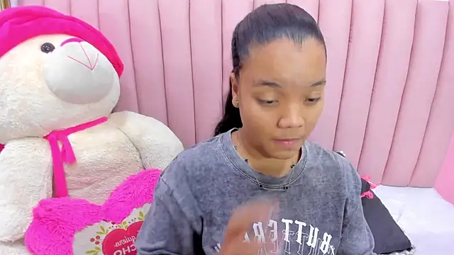 ISABELLA 020 online show from 03-20-26, 07:15