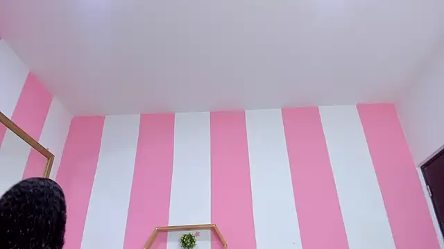 ISABELLA 020 online show from 02-28-26, 01:16