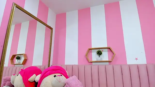 ISABELLA 020 online show from 12-01-25, 12:06