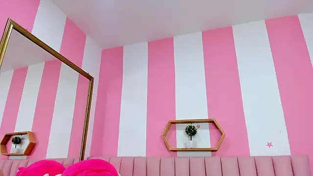 ISABELLA 020 online show from 11-14-25, 02:10