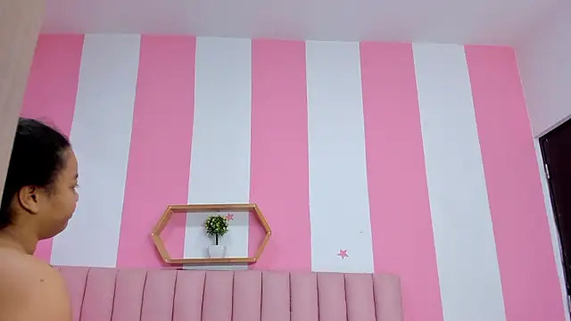 ISABELLA 020 online show from 02-03-26, 12:43